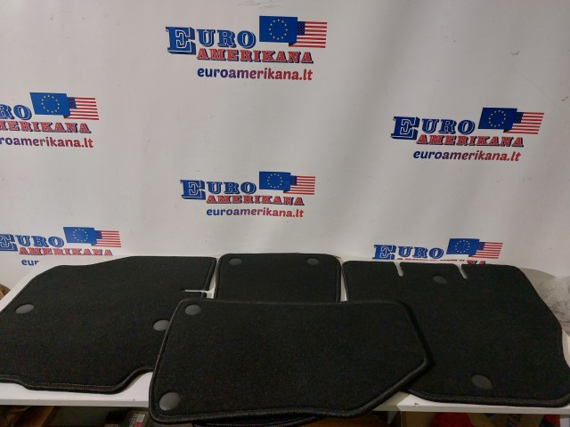 Floor Mats Complete Set (4 Door)